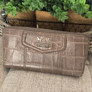 Coach Vintage Leather Wallet